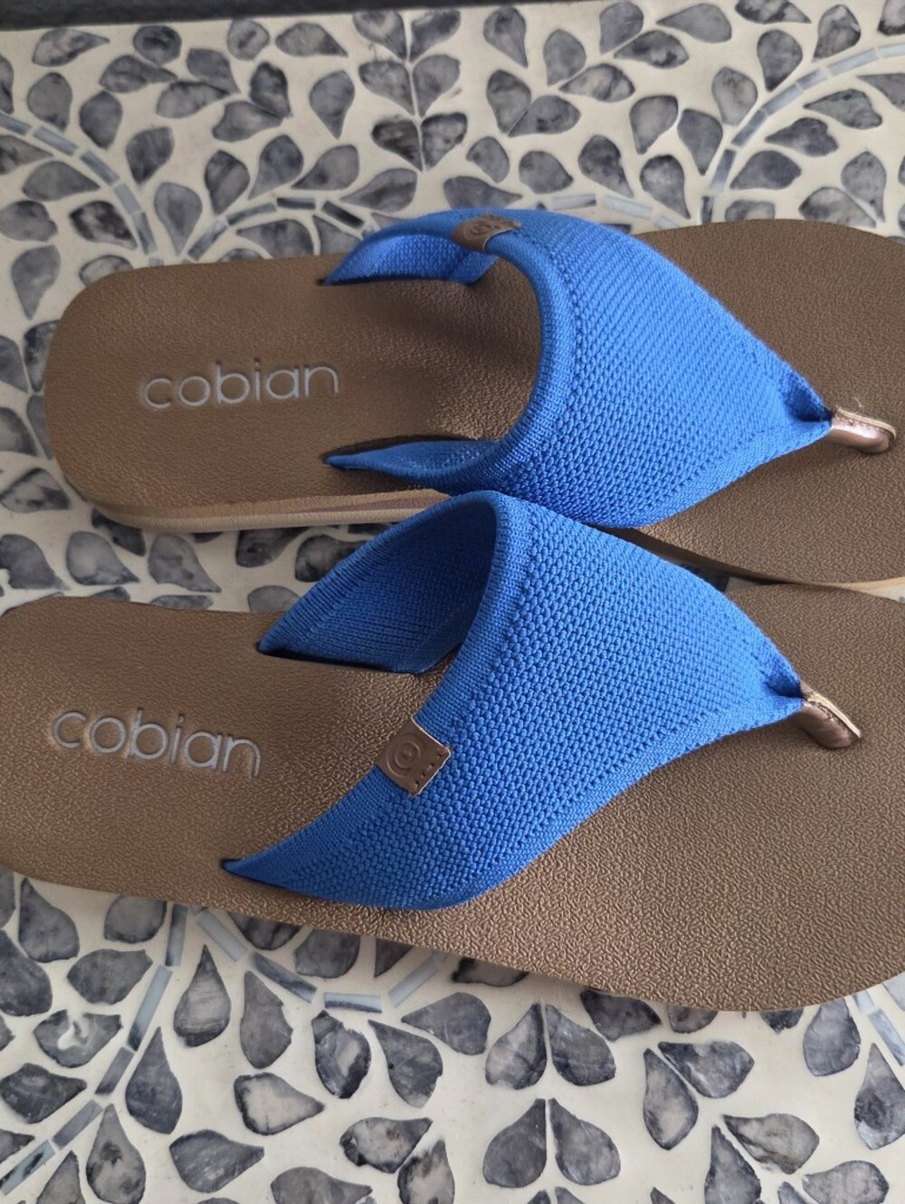 Cobian Bermuda Bounce